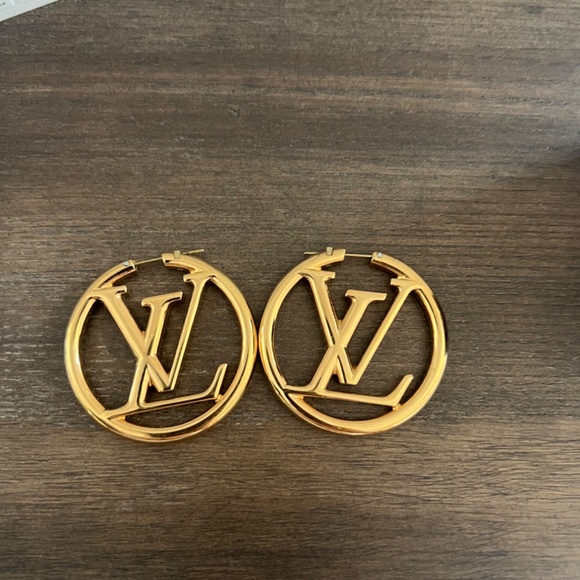 Louis Vuitton Large Hoops - Picture 2 of 2